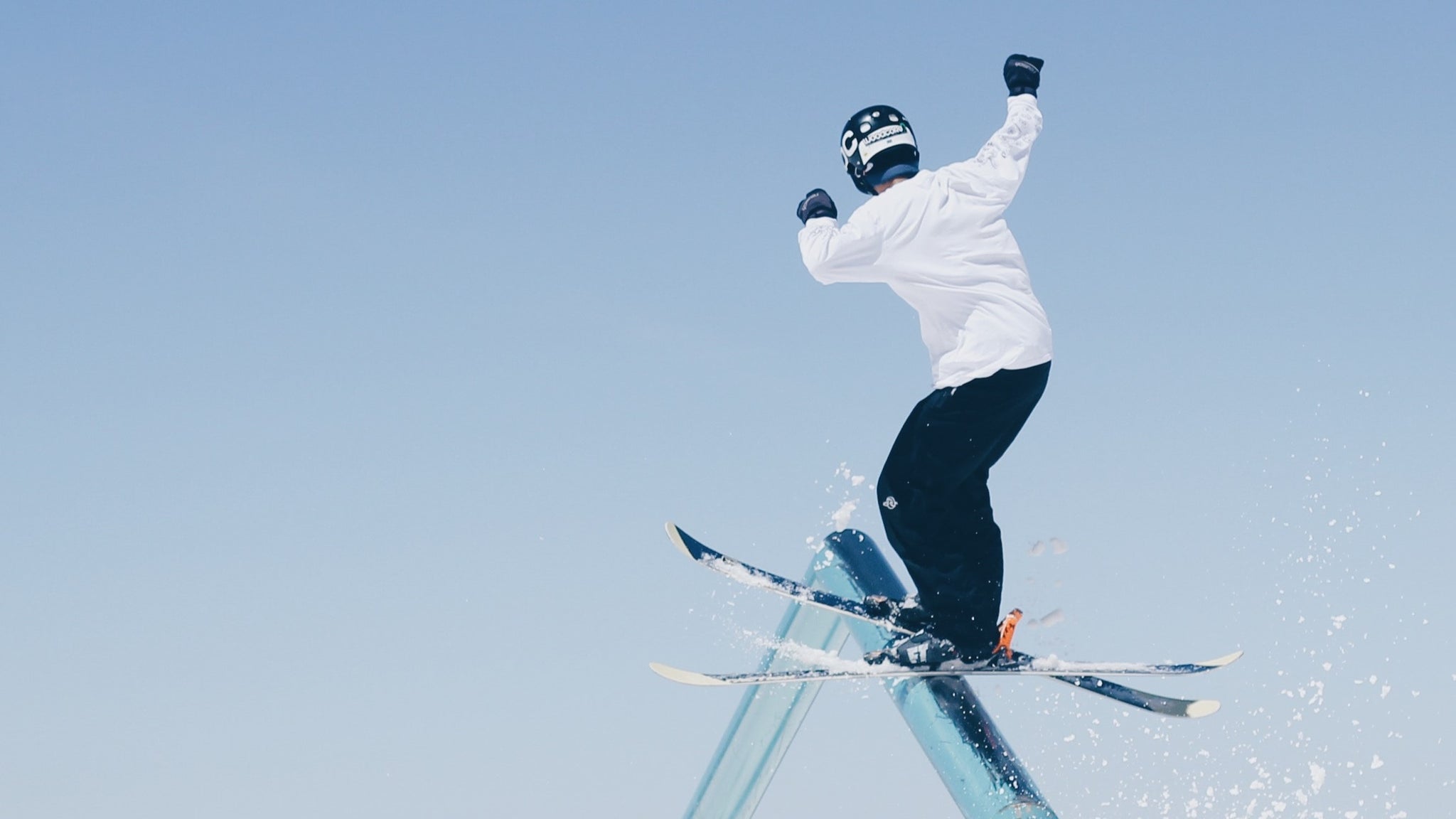 5 Tricks Every Beginner Skier Should Learn First