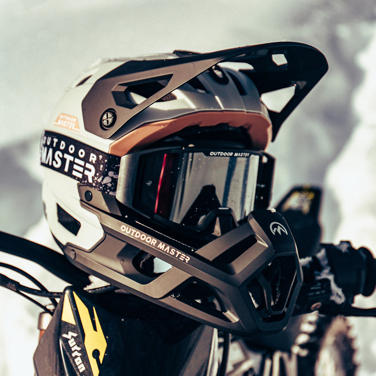 MUSTANG Dirt Bike Goggles | 100% UV Protection