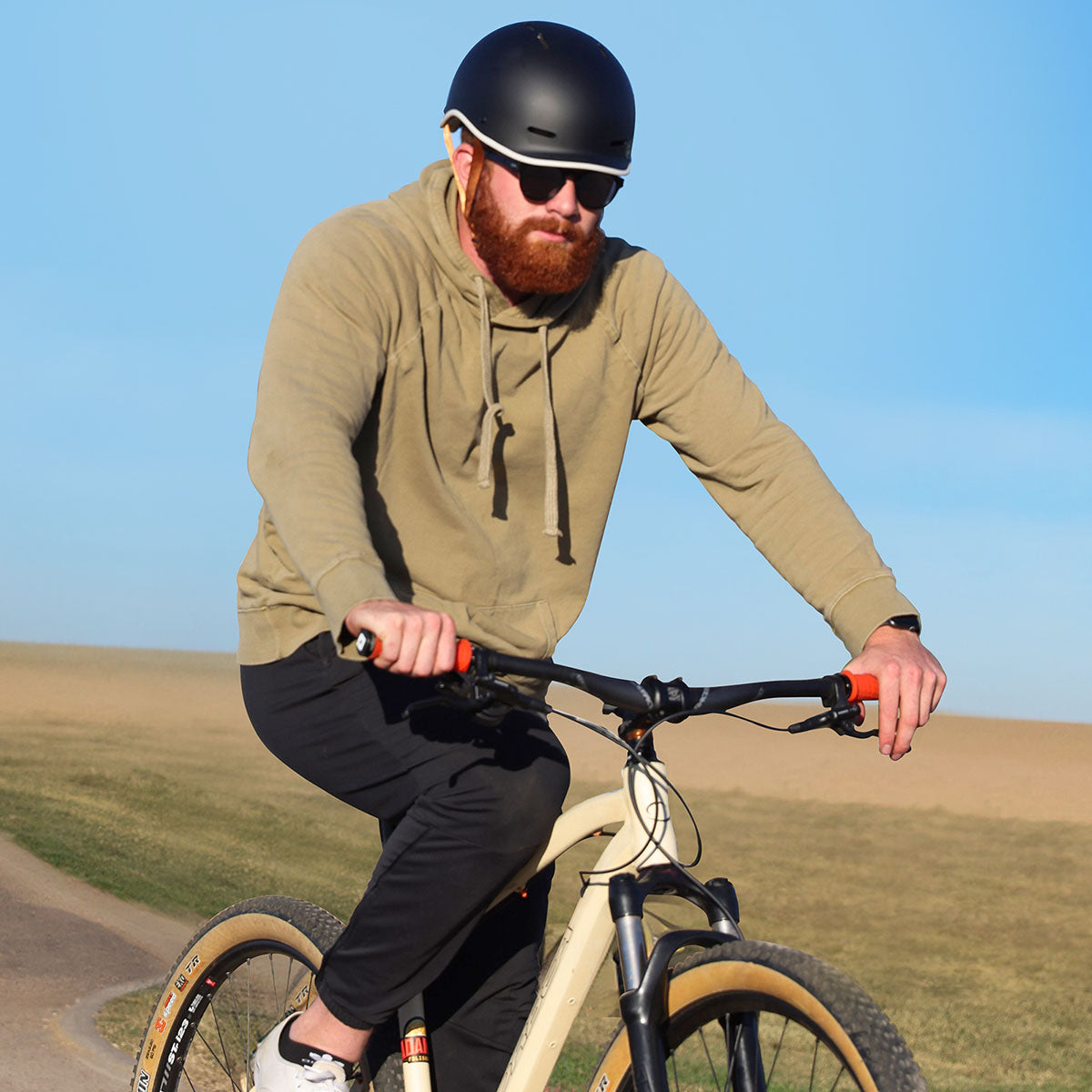 GOAT MIPS Skateboard & Road Bike Helmet