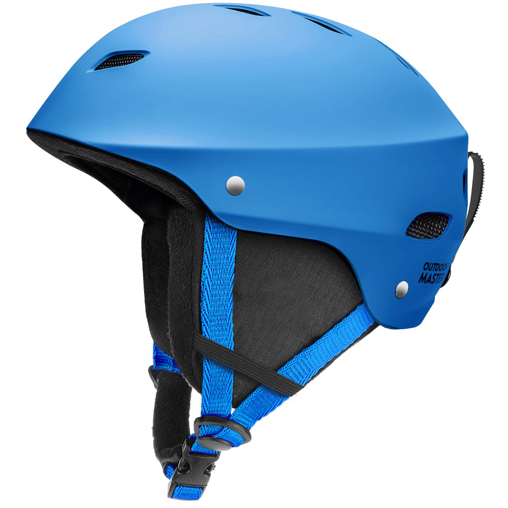 blue ski helmet